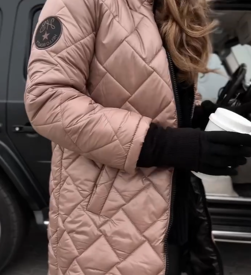 Bogna | Elegantna quilted pernata jakna s kapuljačom