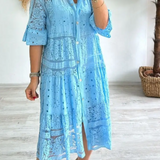 Emberly™ – Elegantna obleka z vezenjem in gumbi