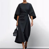 Cally™ - Dolga obleka s kimono rokavi" se lahko prepiše kot "Cally™ - Dolga obleka z rokavi v kimono slogu.