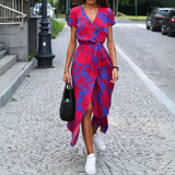 Jorlyn™ - Elegantna obleka z V-izrezom in slim fit krojem