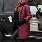 Bogna | Elegantna quilted pernata jakna s kapuljačom